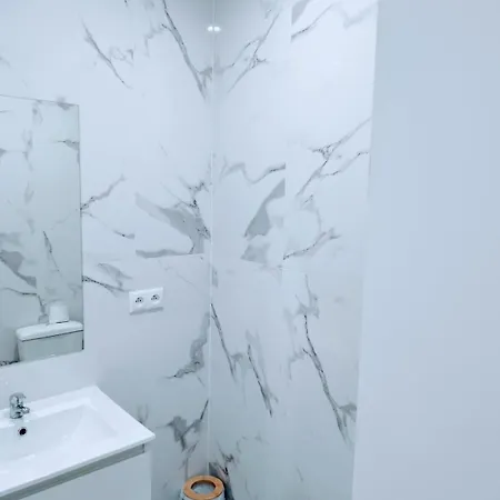 Apartamento Cosy Proche De Paris Centre Et à 1 Minutes De Tramway Idéal Pour Les Professionnels